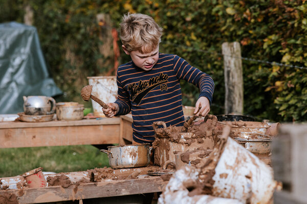 600 kinderen op Natuurfeest Tongelaar